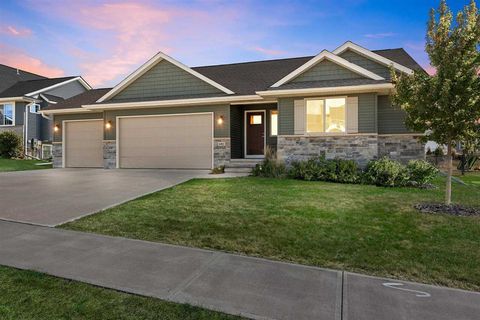 Photo of 4461 Luke Drive, Iowa City, IA 52246 (MLS # 202501912)