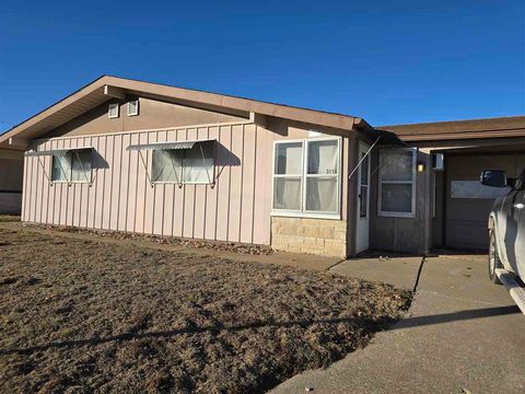 Photo of 3118 Sunnyside Ave, Burlington, IA 52601 (MLS # 202600954)