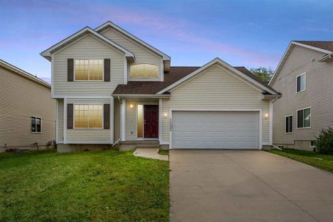 Photo of 1333 Woolridge Dr, IA 52241 (MLS # 202506165)