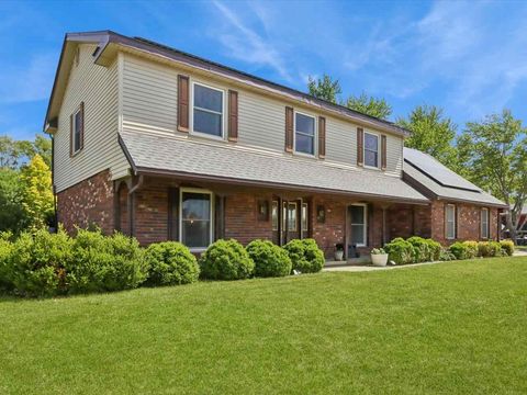 Photo of 5 Olde Hickory Rd., Coralville, IA 52241 (MLS # 202603626)