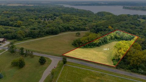 Photo of 4.67 Acres M/L Lake Manor Rd NE, IA 52333 (MLS # 202505953)