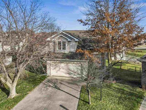 Photo of 580 Avalon Pl, Coralville, IA 52241 (MLS # 202600404)