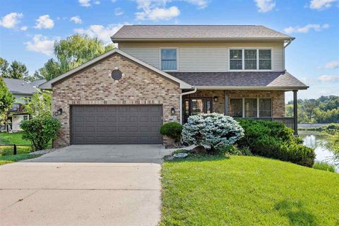Photo of 1721 12th Ave, Coralville, IA 52241 (MLS # 202505156)