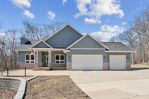 Photo of 1589 Twin Valley Dr NE, Solon, IA 52333 (MLS # 202601781)
