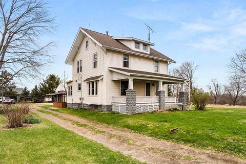 Photo of 1549 S Iowa Ave, Washington, IA 52353 (MLS # 202602262)