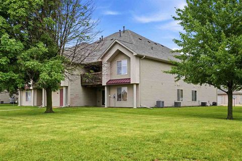 Photo of 1010 240th St 8 #8, NorthLiberty, IA 52317 (MLS # 202603800)