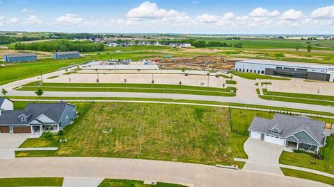 Photo of 1817 Green Oak Ct, Tiffin, IA 52340 (MLS # 202600300)