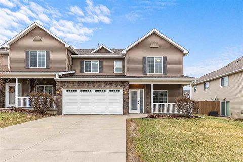 Photo of 1558 Burr Dr, NorthLiberty, IA 52317 (MLS # 202601054)