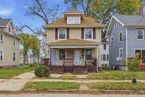 Photo of 1228 6th Ave SE, CedarRapids, IA 52403 (MLS # 202606145)