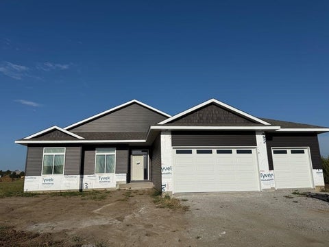 Photo of 15 N Seven Oaks Rd., NorthLiberty, IA 52317 (MLS # 202605237)