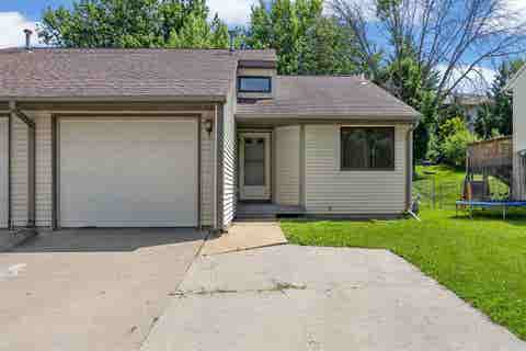 Photo of 2326 10th, Coralville, IA 52241 (MLS # 202603733)