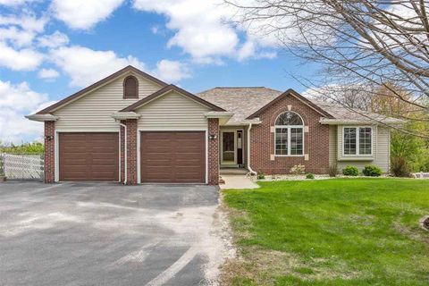 Photo of 2528 Quincy Rd NE, Solon, IA 52333 (MLS # 202502902)
