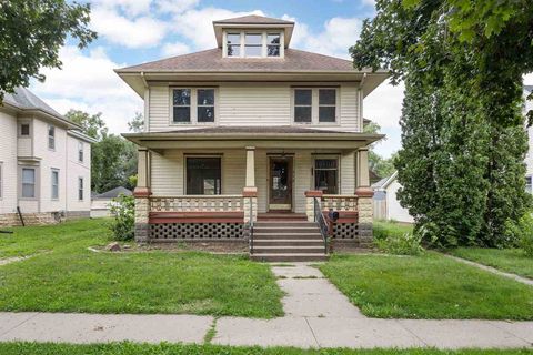 Photo of 518 E 4th St, WestLiberty, IA 52776 (MLS # 202506558)