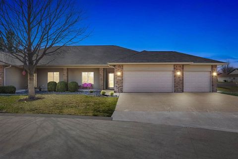 Photo of 1659 Clifford Ln, IowaCity, IA 52240 (MLS # 202602079)