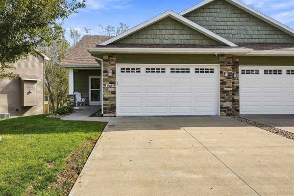 1860 CARROLL CT, NORTH LIBERTY, IA 52317 - Image 392d2e7e60cf9e3ee0e353cfb9b36f5a/3754551018