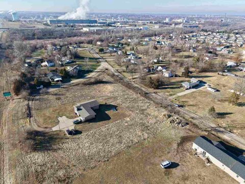 Photo of 2641 Union Dr SW, CedarRapids, IA 52404 (MLS # 202601899)