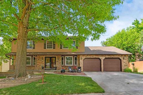 Photo of 2259 Cae Drive, IowaCity, IA 52246 (MLS # 202506858)