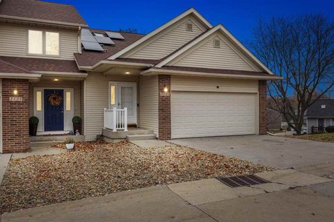 Photo of 2121 Holiday Rd, Coralville, IA 52241 (MLS # 202507104)