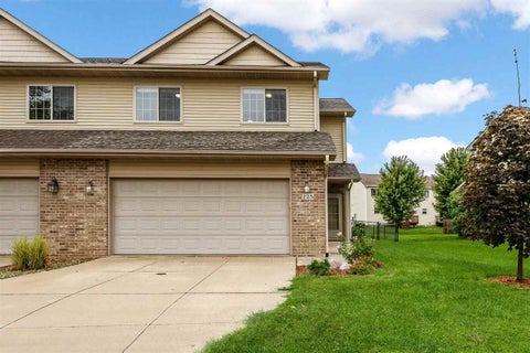Photo of 225 S Park Ridge Road, NorthLiberty, IA 52317 (MLS # 202605486)