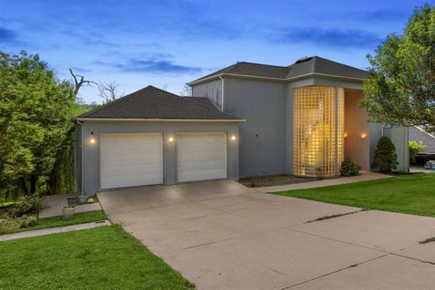 Photo of 4315 Pioneer Trl SE, CedarRapids, IA 52403 (MLS # 202605308)