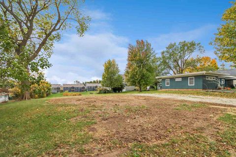 Photo of 316 S Maple St, WestBranch, IA 52358 (MLS # 202602185)