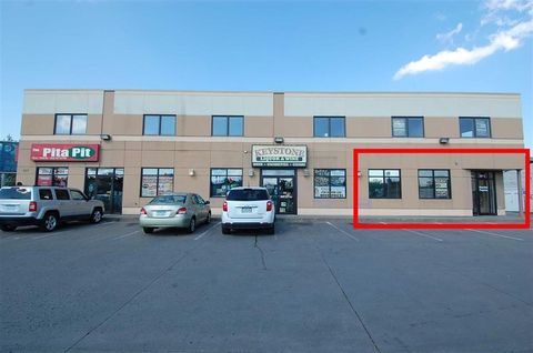 Photo of 517 2nd St 3 #3, Coralville, IA 52241 (MLS # 202501547)