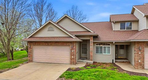 Photo of 2101 Norcor Ave 6 #6, Coralville, IA 52241 (MLS # 202602523)