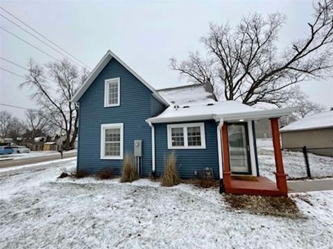 Photo of 135 W Cherry St, NorthLiberty, IA 52317 (MLS # 202601040)