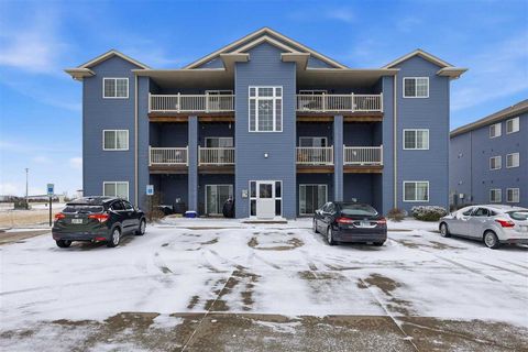 Photo of 440 N Madison Ave #8, NorthLiberty, IA 52317 (MLS # 202601317)