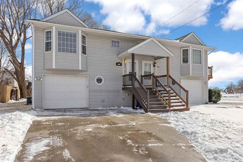 Photo of 622 Emily St, NorthLiberty, IA 52317 (MLS # 202601804)