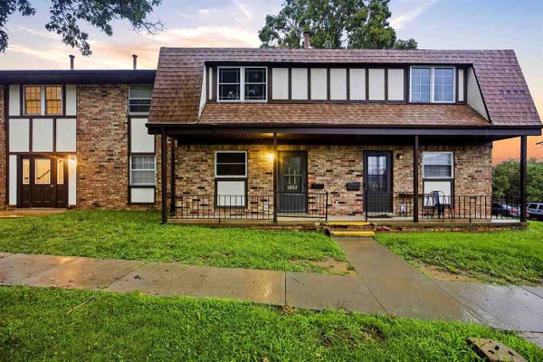 1802 21ST AVENUE PL, CORALVILLE, IA 52241 - Image 4425abd2c5e6b858d197a50d89032c8d/3517092629