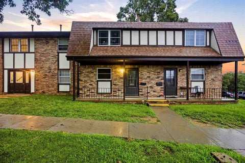 Photo of 1802 21st Ave Pl, Coralville, IA 52241 (MLS # 202605021)
