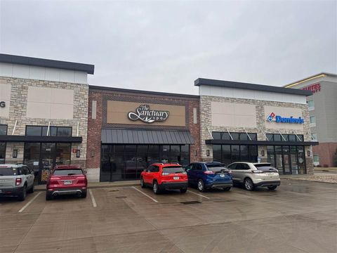 Photo of 2931 7th Avenue 200 #200, Marion, IA 52302 (MLS # 202600059)