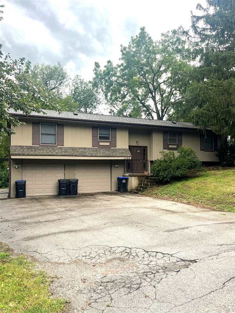 Photo of 1108 10th Street, Coralville, IA 52241 (MLS # 202605557)