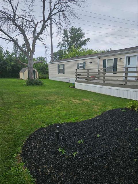 Photo of 433 Duke St SW, Cedar Rapids, IA 52404 (MLS # 202504551)