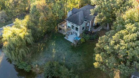 Photo of 1705 12th Ave, Coralville, IA 52241 (MLS # 202506577)