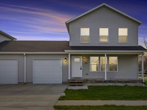 Photo of 913 S 12th Ave., Washington, IA 52353 (MLS # 202602331)