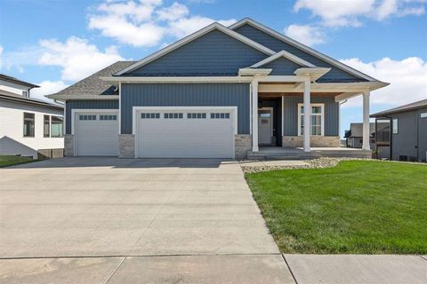 Photo of 1812 Green Oak Ct, IA 52340 (MLS # 202506338)