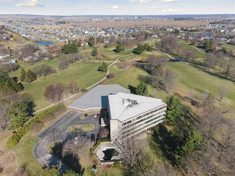 Photo of 820 Clubhouse Rd 3F #3F, NorthLiberty, IA 52317 (MLS # 202602438)