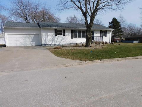 Photo of 121 N West St, NorthEnglish, IA 52316 (MLS # 202507074)