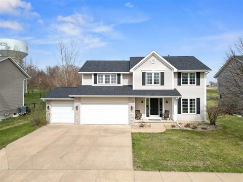 Photo of 7207 Rolling Ridge Dr SW, Cedar Rapids, IA 52404 (MLS # 202502282)