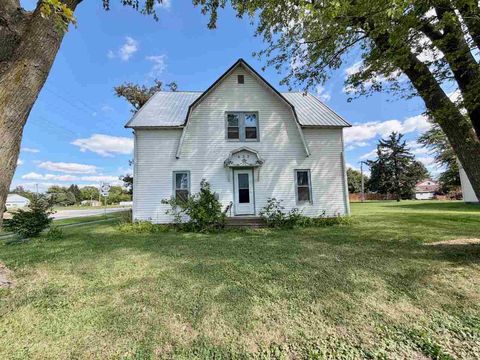 Photo of 622 Coakleys Ave, IA 52325 (MLS # 202506062)