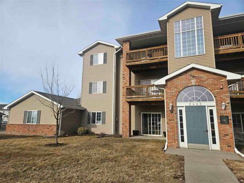 Photo of 2665 Triple Crown Ln 1 #1, IowaCity, IA 52240 (MLS # 202601196)