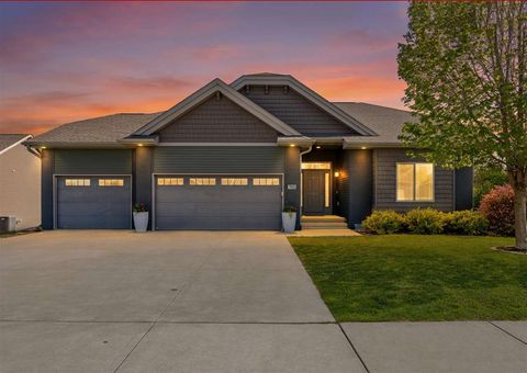 Photo of 702 Raymond Drive, Solon, IA 52333 (MLS # 202603030)