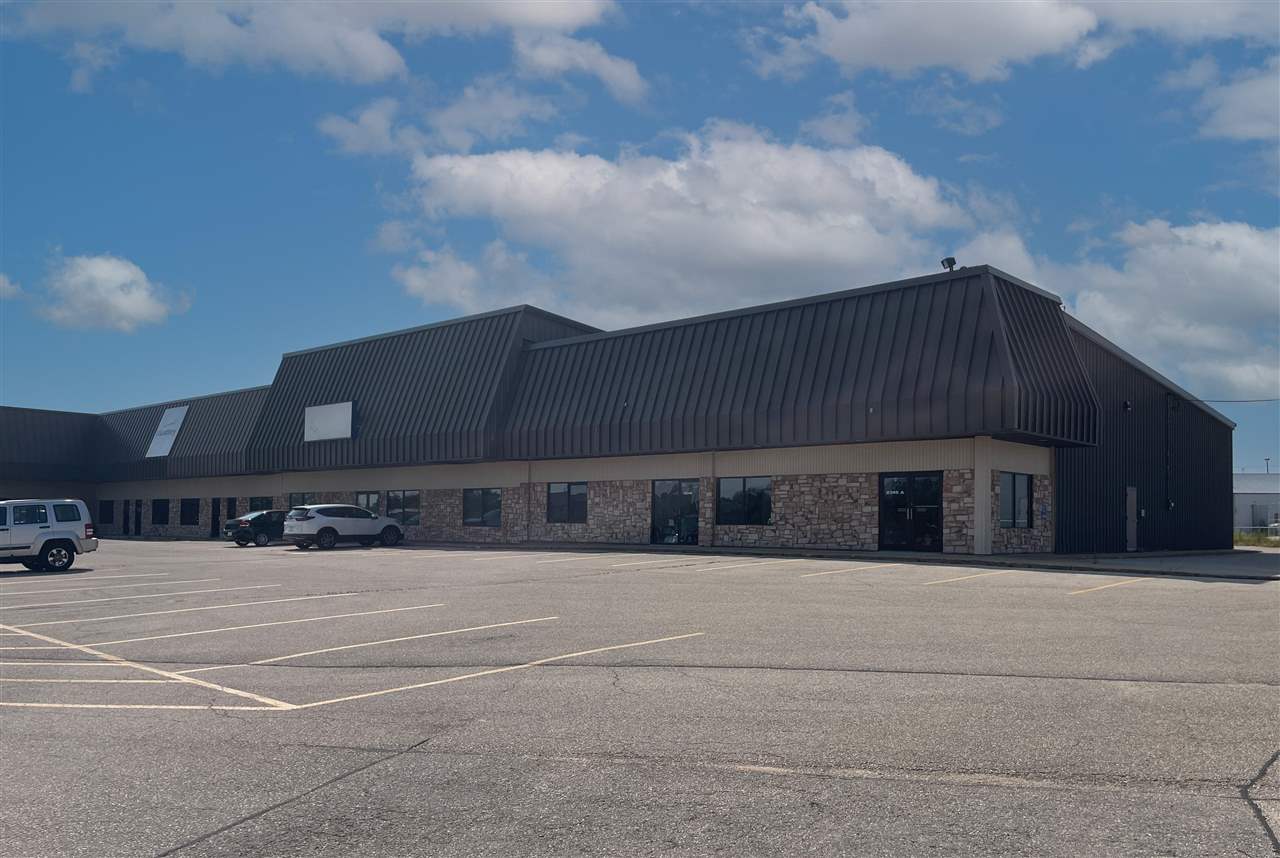 Photo 1 of 3 — 2345 Blairs Ferry Rd NE C, CedarRapids, IA 52402