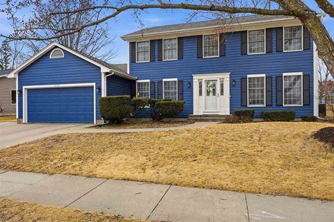 Photo of 1131 Deerfield Dr., IowaCity, IA 52246 (MLS # 202601527)