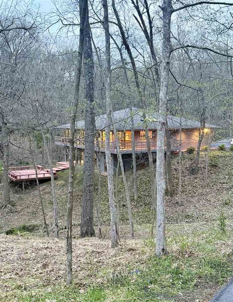 Photo of 13 Woodland Hts, Iowa City, IA 52240 (MLS # 202503101)