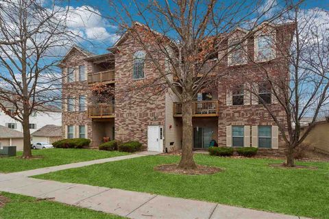 Photo of 2853 Coral Ct 202 #202, Coralville, IA 52241 (MLS # 202600575)