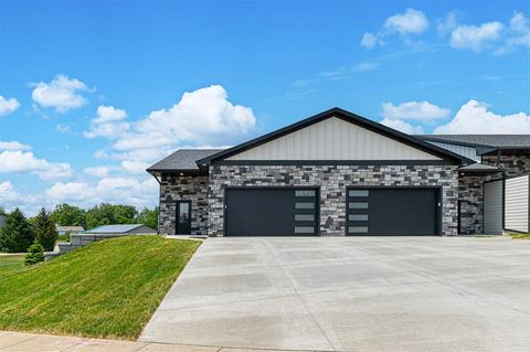 Photo of 403 E Main St, Solon, IA 52333 (MLS # 202501657)