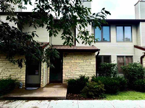 Photo of 1146 Mormon Trek Blvd, IowaCity, IA 52246 (MLS # 202605614)